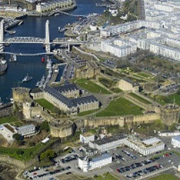 Vue aérienne du Chateau de Brest (Crédits : MNM/ Michel Le Coz)