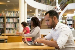 Financement de contrats doctoraux