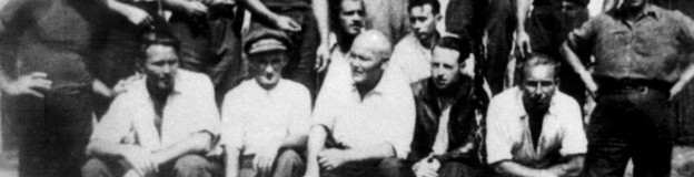 Membres des brigades internationales internés dans le camps de Gurs en France, parmi lesquels des Tchécoslovaques, après leur départ d'Espagne, été 1939 - © SHD DE 2007 ZC 18/1/2724
