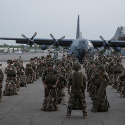 Spécialité opération aéroportée ©35e régiment d'artillerie parachutiste